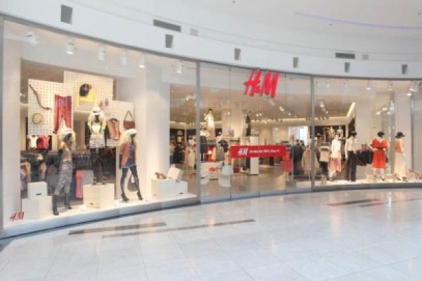 Vânzările H&M s-au triplat, în primul semestru fiscal